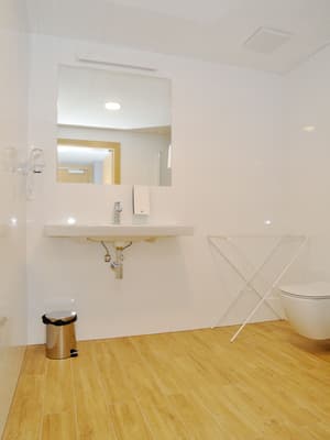 thumbnail: Bathroom