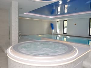 thumbnail: Indoor spa tub