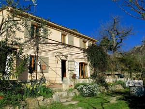 MOUSTIERS-SAINTE-MARIE thumbnail