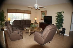 thumbnail: Lobby sitting area