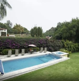 thumbnail: Outdoor pool