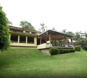 thumbnail: Exterior