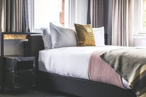 thumbnail: Room