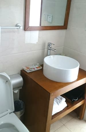 thumbnail: Bathroom