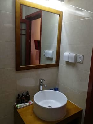 thumbnail: Bathroom