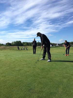 thumbnail: Golf
