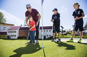 thumbnail: Mini-golf
