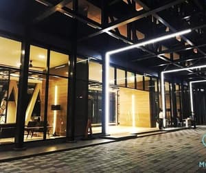 thumbnail: Exterior