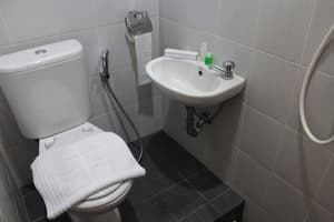 thumbnail: Bathroom