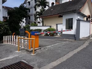 thumbnail: Property entrance