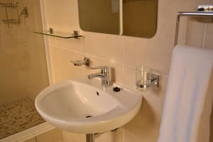 thumbnail: Bathroom sink
