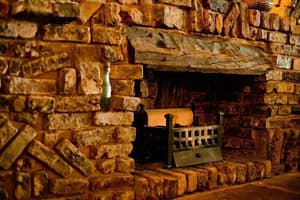 thumbnail: Bar (on property)