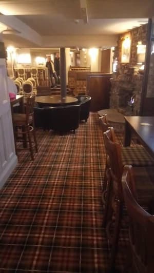 thumbnail: Bar (on property)