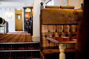 thumbnail: Bar (on property)