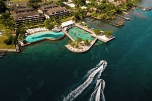 thumbnail: Exterior
