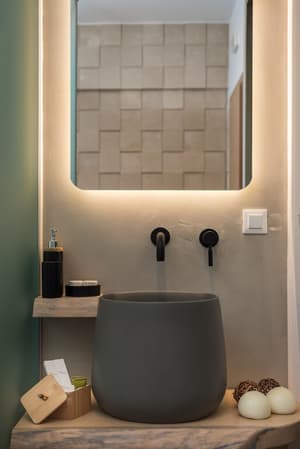 thumbnail: Bathroom