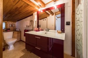 thumbnail: Bathroom sink