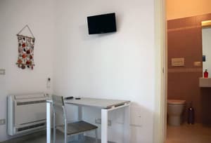 thumbnail: Room amenity