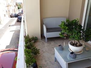 thumbnail: Porch