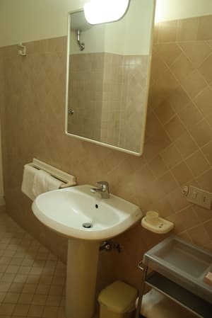 thumbnail: Bathroom
