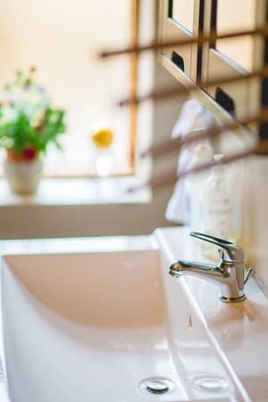 thumbnail: Bathroom sink