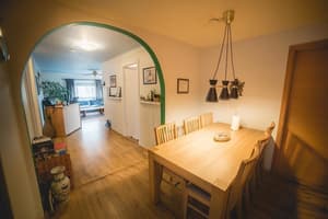 thumbnail: Breakfast area