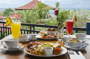thumbnail: Breakfast area