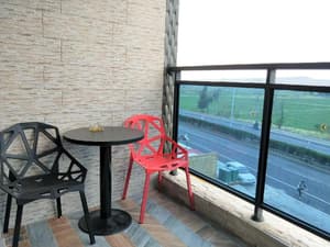 thumbnail: General view