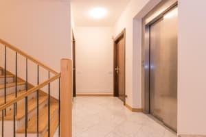 thumbnail: General view