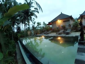 thumbnail: Outdoor pool