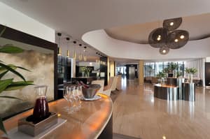 thumbnail: Reception
