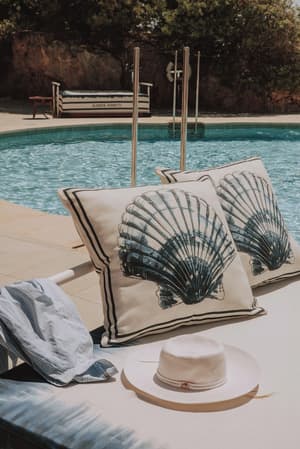 thumbnail: Pool