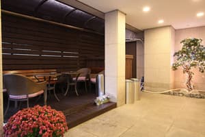 thumbnail: Interior