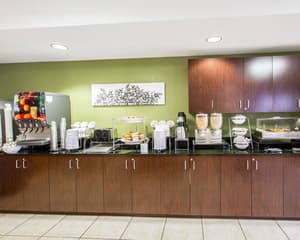 thumbnail: Breakfast area