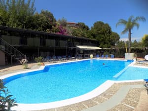 thumbnail: Pool