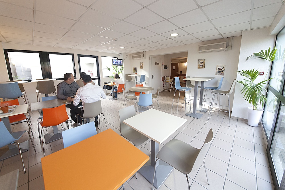 Restaurant-cafeteria