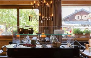 thumbnail: Dining