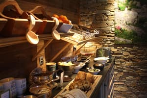 thumbnail: Breakfast buffet
