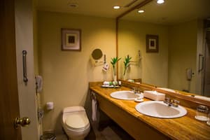 thumbnail: Bathroom
