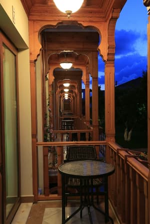 thumbnail: Balcony