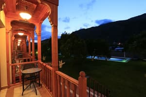 thumbnail: Balcony