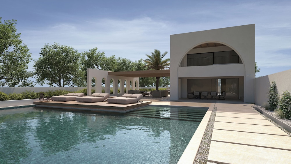 Private pool