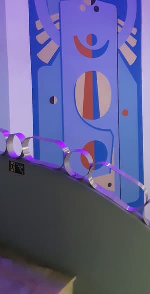thumbnail: Interior detail