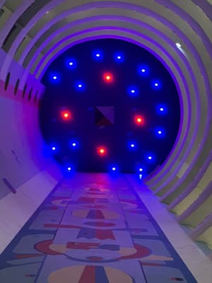 thumbnail: Interior detail