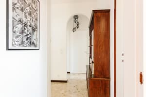 thumbnail: Hallway