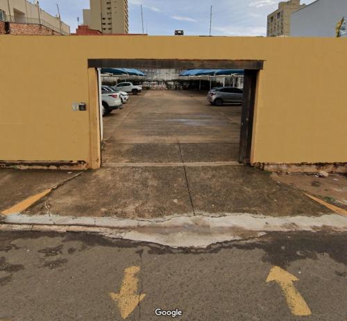 436777437.jpg
