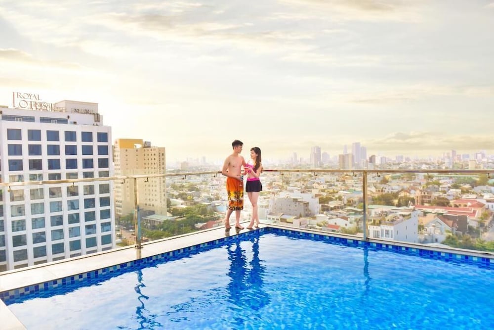 Rooftop pool