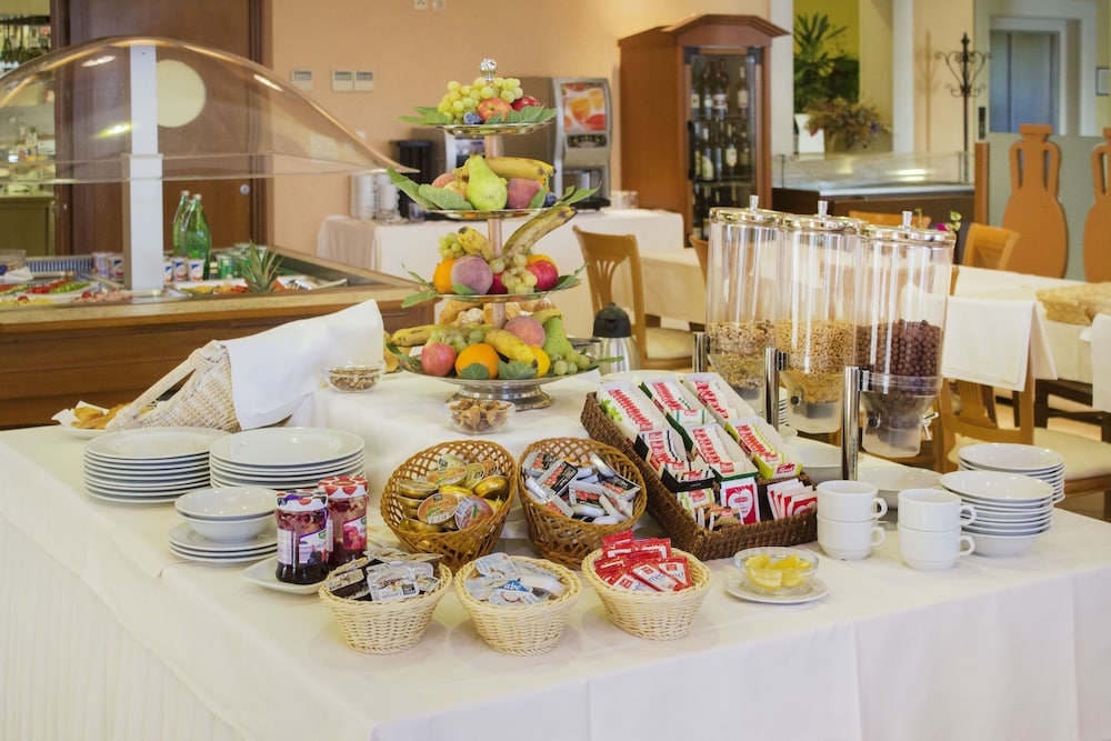 Restaurant-cafeteria