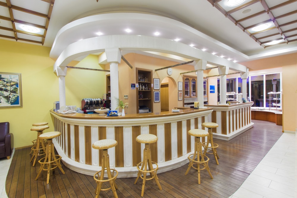 Restaurant-cafeteria