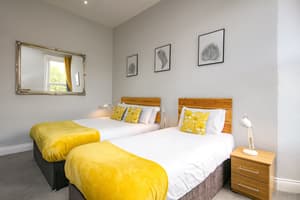thumbnail: Interior detail